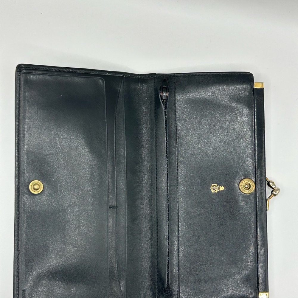 Mark Cross Kiss Lock Wallet with Embossed Crest - Picture 2 of 7
